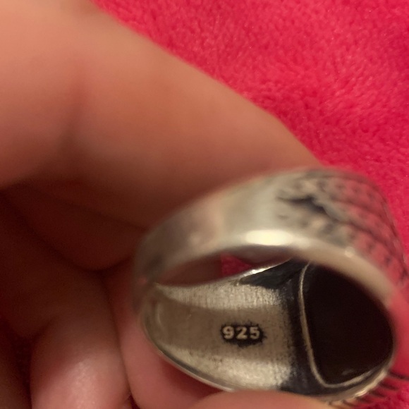 Silver 925 Ring with Black Stone - Picture 2 of 3